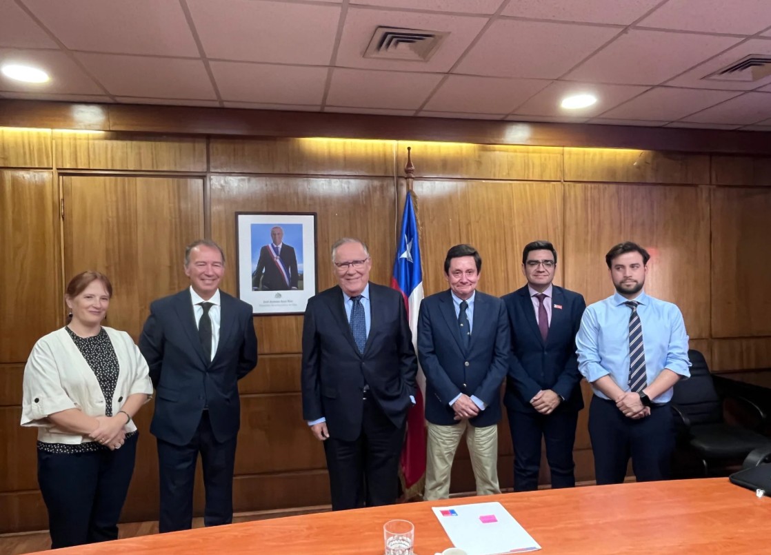 Frutas de Chile se reúne con ministro de Agricultura y presenta «Agenda ...